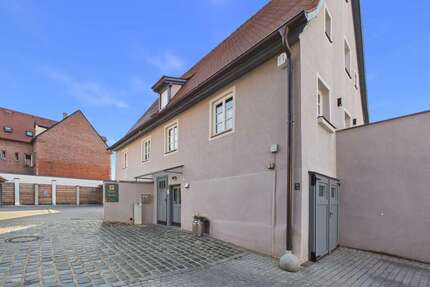 Haus Schwabach - 4 Zimmer, 99 m&sup2;, 369.000&euro; | Angebot:27671453