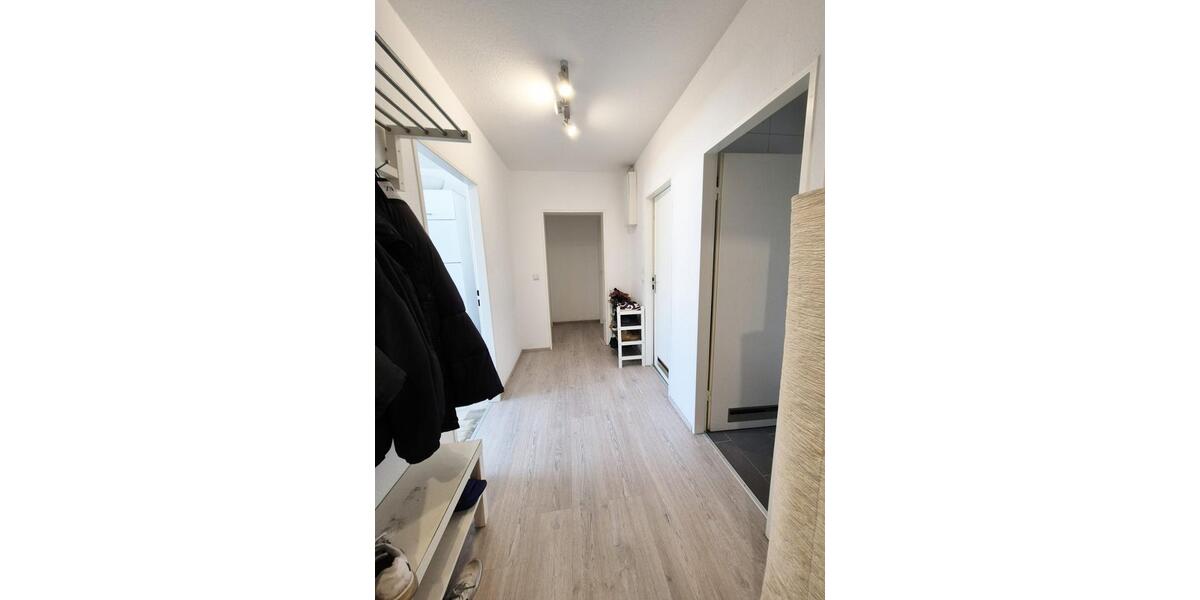 Dachgeschoßwohnung Frankfurt am Main Oberrad - 4 Zimmer, 69 m&sup2;, 420.000&euro; | Angebot:27016010