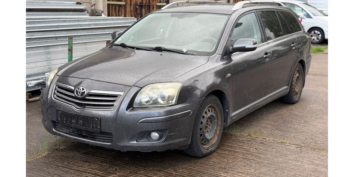 Toyota Avensis 190.000 km 699 &euro; Berlin 13127