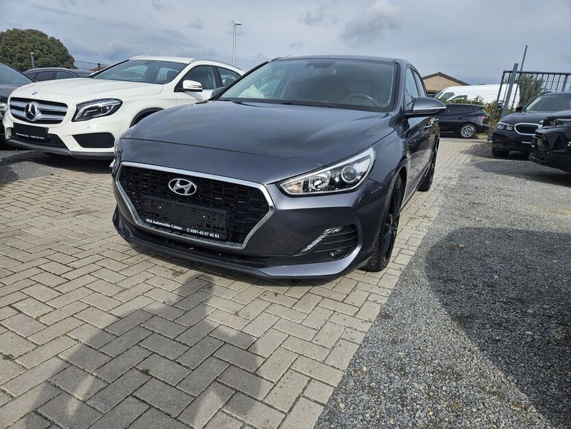 i30