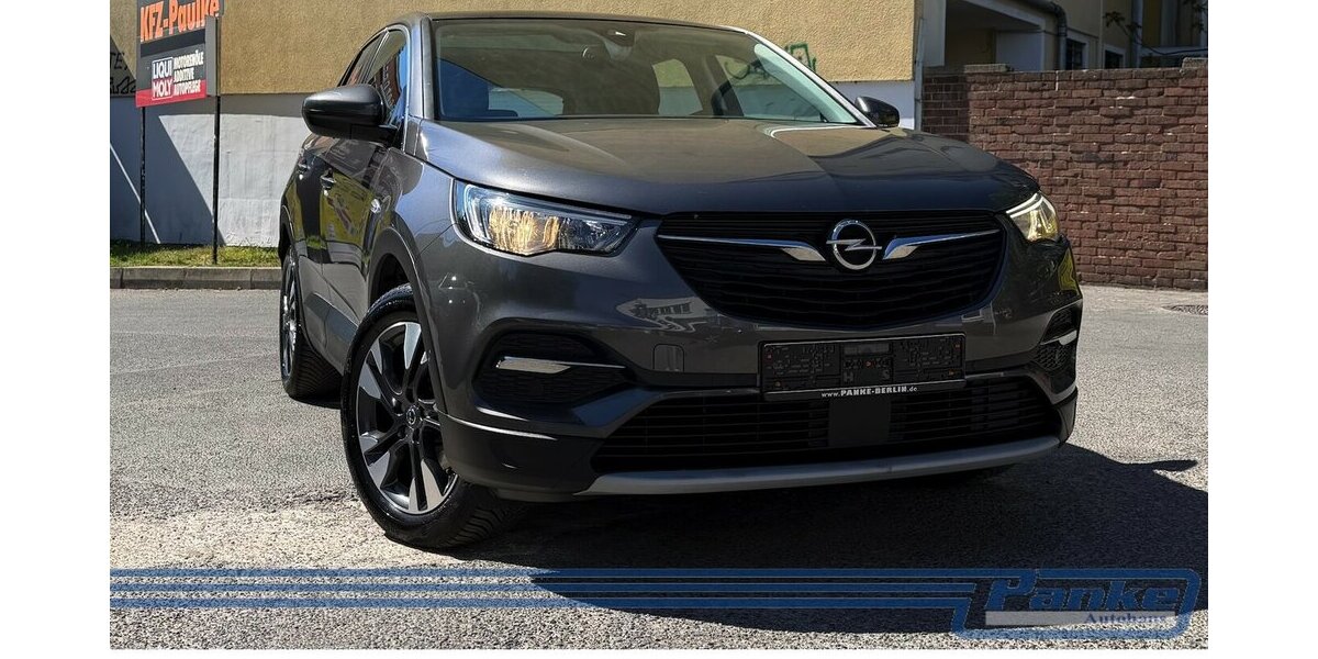 Opel Grandland Innovation*AHK*E-Koffer*Pano*Car-Play* 169.817 km 10.890 &euro; Berlin 13187