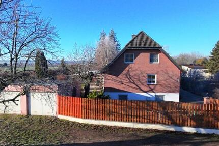 Einfamilienhaus mit EinliegerWohnung (Goetheblick Aschersleben)