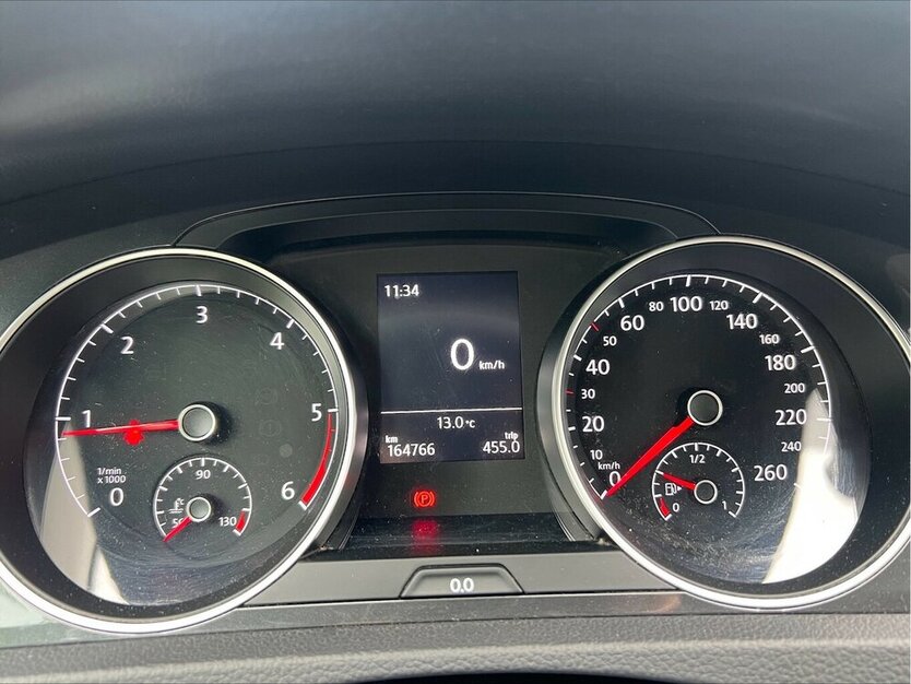 VW Golf 1.6 TDI VII. BMT Start-Stopp PDC 164.000 km 9.990 € Neckarsulm 74172