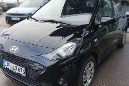 Hyundai i10 1.010 km 16.590 &euro; Olching 82140