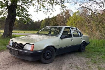 Opel Ascona 128.400 km 2.900 &euro; Annaburg 06925