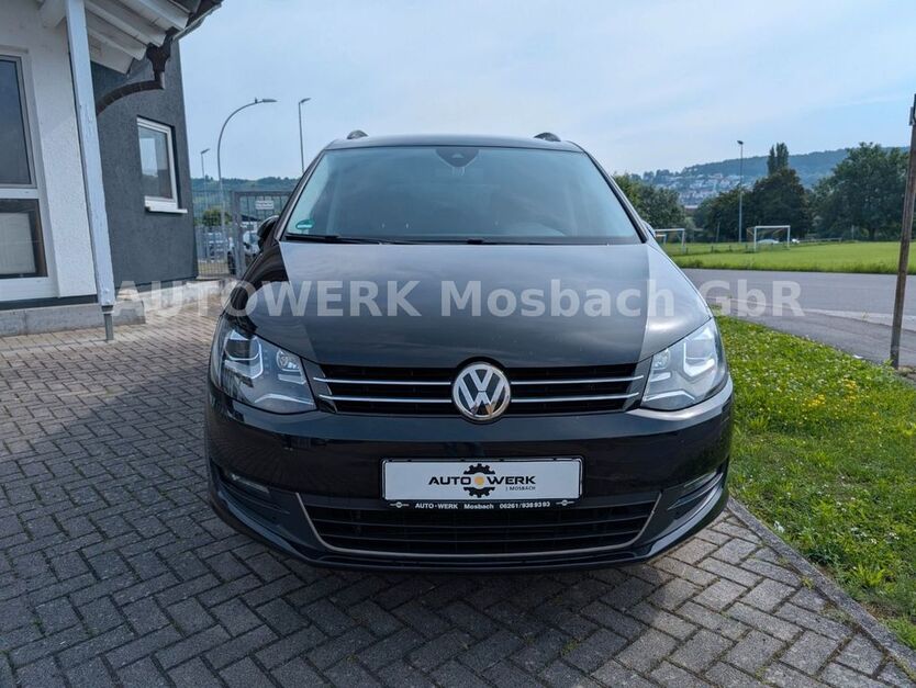 VW Sharan 242.200 km 11.700 € Obrigheim 74847