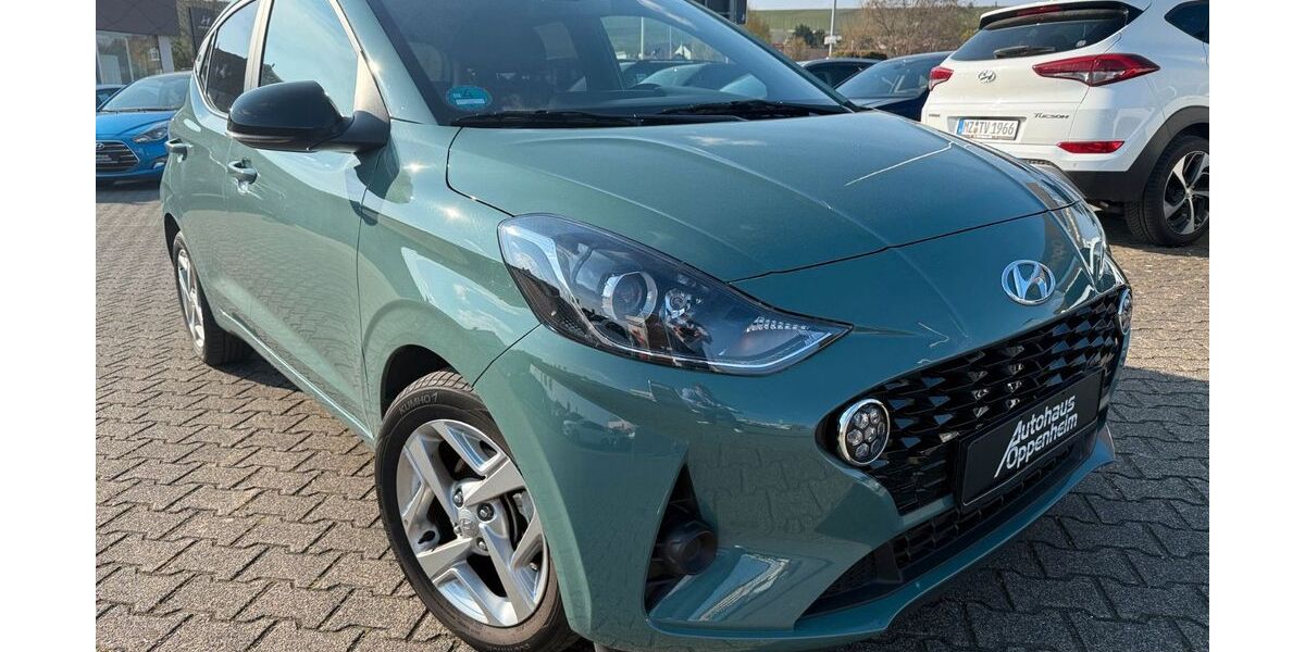 Hyundai i10 30.850 km 14.590 &euro; Oppenheim 55276