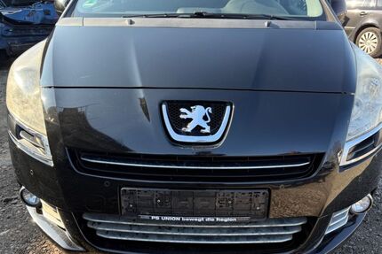 Peugeot 5008 202.000 km 2.499 &euro; Halle 06132