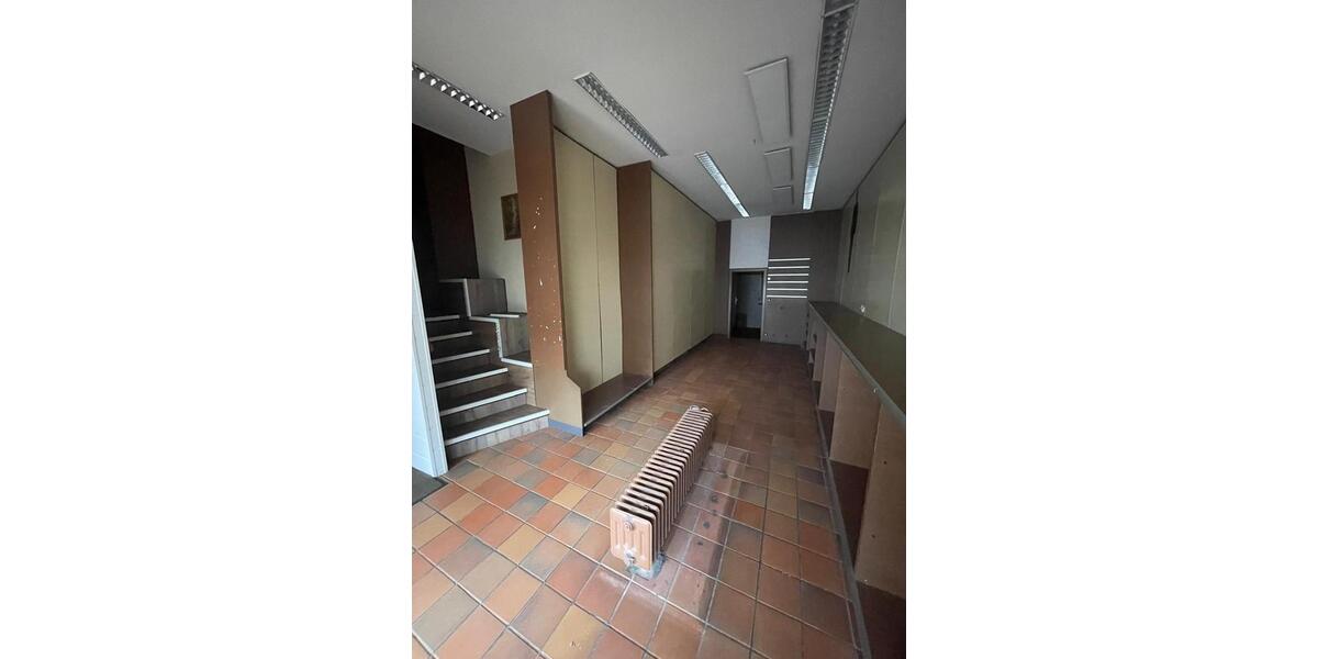 Ladenfläche mitten in Neustadt! 2 zimmer