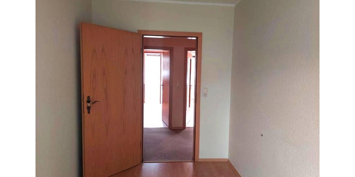 Etagenwohnung Schortens - 3 Zimmer, 67 m&sup2;, 520&euro; | Angebot:25381852