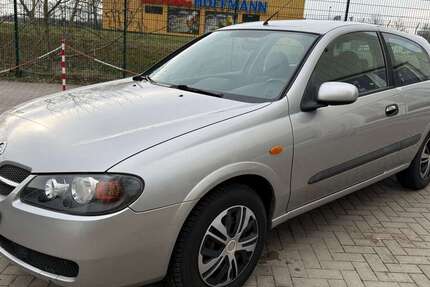 Nissan Almera 169.000 km 999 &euro; Berlin 12681