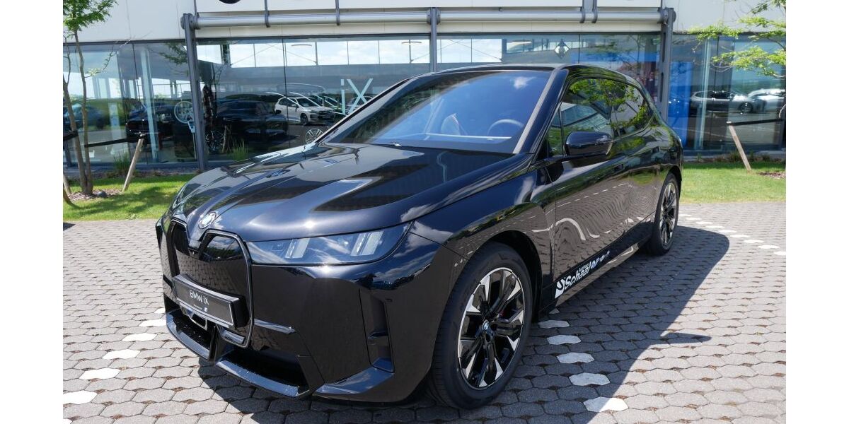 BMW iX 14.000 km 84.890 &euro; Bitburg 54634