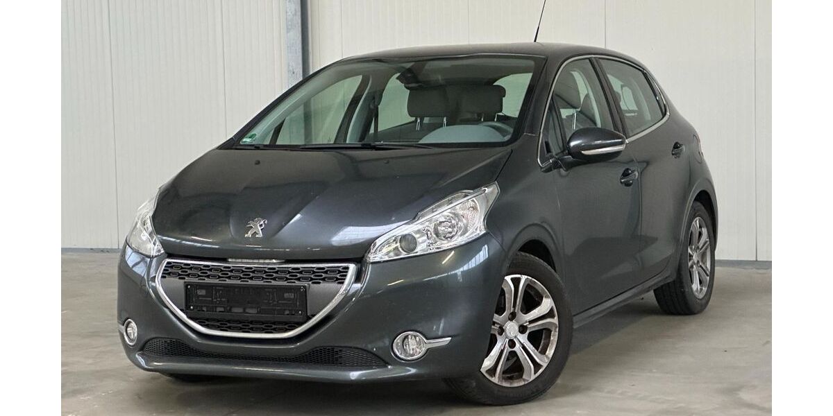 Peugeot 208 91.000 km 4.800 &euro; Duisburg 47169