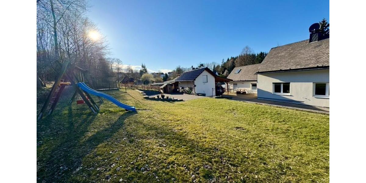 Einfamilienhaus Brilon - 6 Zimmer, 160 m&sup2;, 299.000&euro; | Angebot:25406850