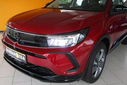 Opel Grandland (X) 3.945 km 23.880 &euro; Artern 06556
