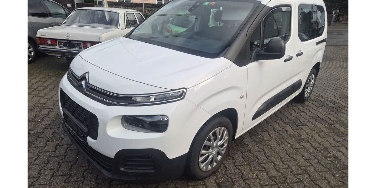 Citroen Berlingo 128.300 km 11.899 &euro; Elz 65604