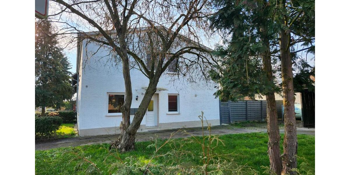 Erdgeschoßwohnung Einbeck - 4 Zimmer, 100 m&sup2;, 600&euro; | Angebot:25475520