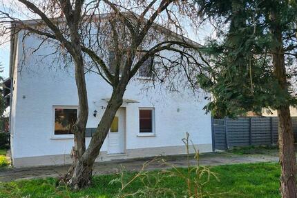 Wohnung Einbeck - 4 Zimmer, 100 m&sup2;, 600&euro; | Angebot:25475520