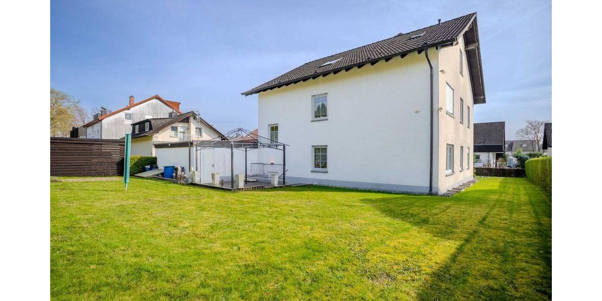 Mehrfamilienhaus, Wohnhaus Möhnesee Körbecke - 8 Zimmer, 264 m&sup2;, 640.000&euro; | Angebot:26128029