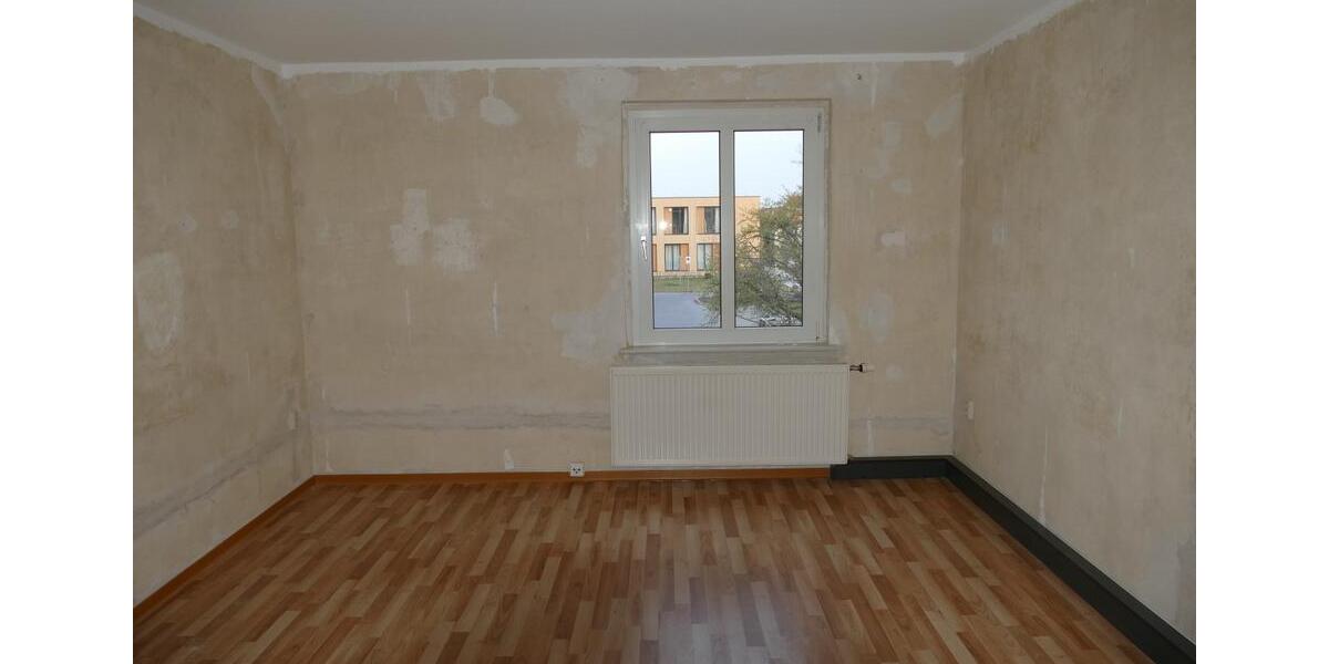 Etagenwohnung Naumburg (Saale) - 3 Zimmer, 66 m&sup2;, 472&euro; | Angebot:25803623