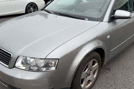Audi A4 221.594 km 1.444 € Creglingen 97993