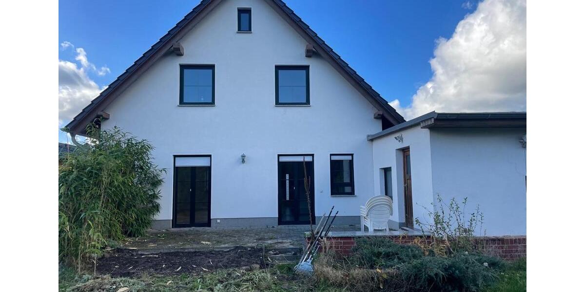Einfamilienhaus Luckenwalde - 4 Zimmer, 115 m&sup2;, 1.750&euro; | Angebot:27637015