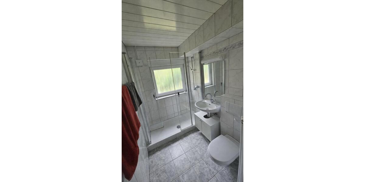 Etagenwohnung Engelskirchen - 1 Zimmer, 15 m&sup2;, 170&euro; | Angebot:25439093