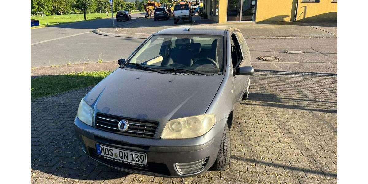 Fiat Punto 180.000 km 700 &euro; mosbach 74821