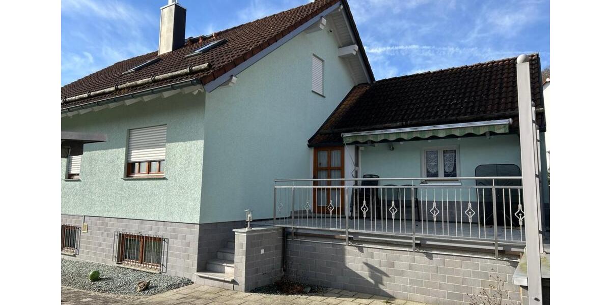 Einfamilienhaus Treuchtlingen - 7 Zimmer, 159 m&sup2;, 450.000&euro; | Angebot:25789688
