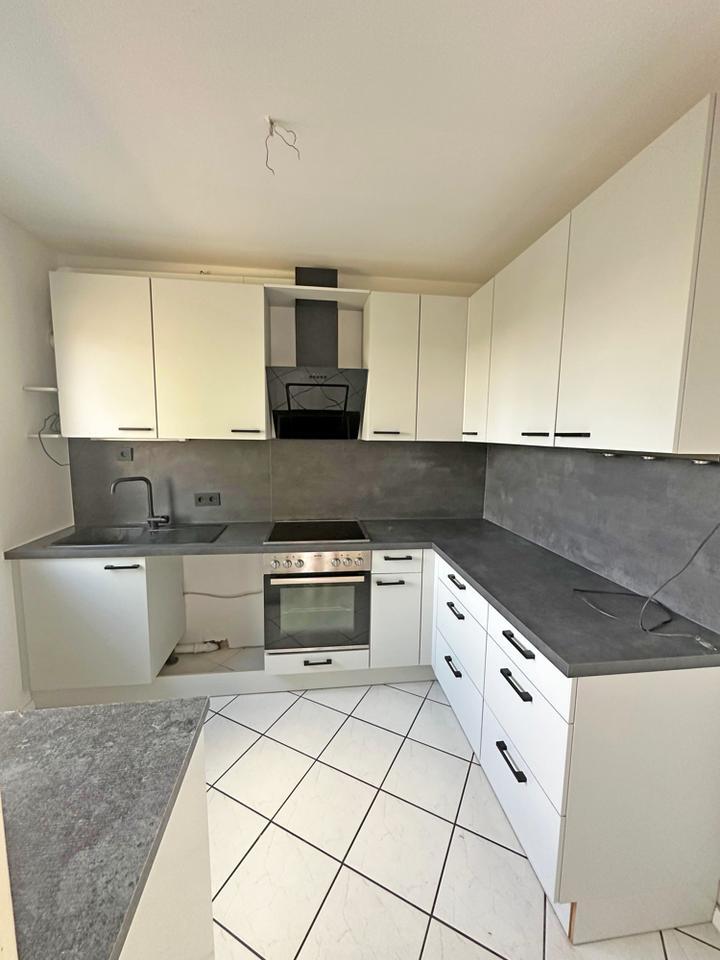 Wulfsdorf - renoviertes, kleines Reihenhaus mit Garten, Terrasse und Garage in Ostsee Nähe für max. 3 Personen!