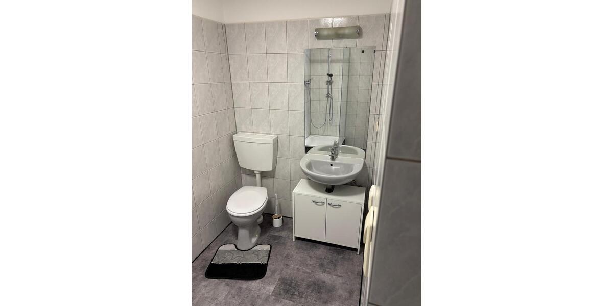 Etagenwohnung Aichach - 1 Zimmer, 28 m&sup2;, 680&euro; | Angebot:24893407