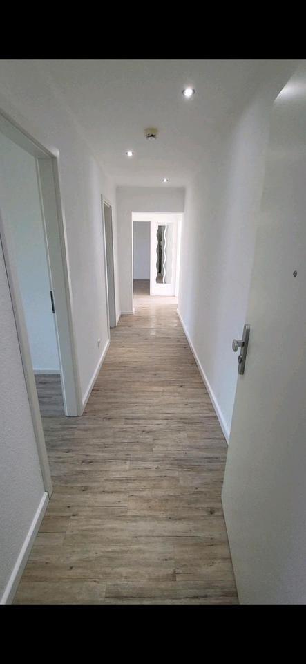 Provisionsfrei, 3 Zim, 75Qm², frisch modernisiert und renoviert