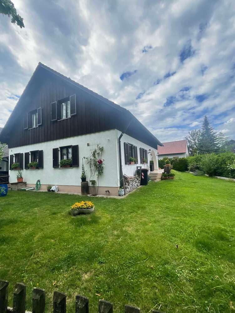 Haus zum Kaufen in Meitingen-Erlingen 550.000 € 115.22 m²