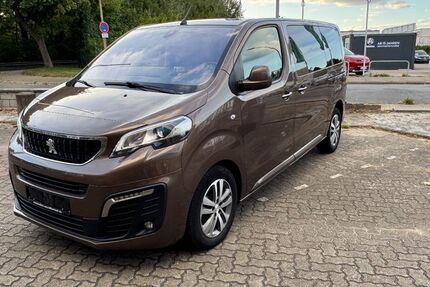 Peugeot Traveller