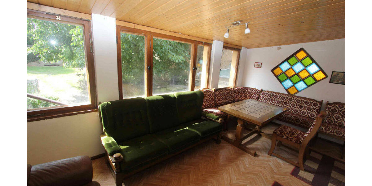 Einfamilienhaus Querfurt-Weißenschirmbach Weißenschirmbach - 4 Zimmer, 135 m&sup2;, 89.000&euro; | Angebot:25772199