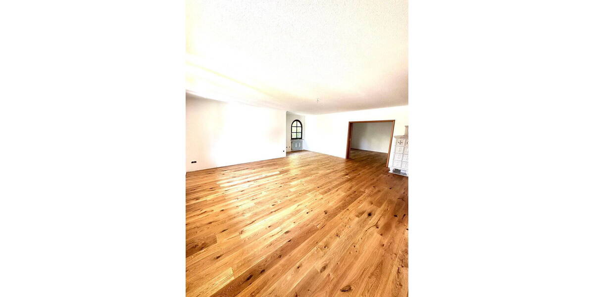Einfamilienhaus Coburg - 7 Zimmer, 200 m&sup2;, 695.000&euro; | Angebot:26331145