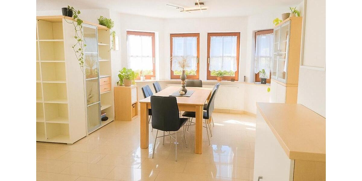 Mehrfamilienhaus, Wohnhaus Rottenburg am Neckar - 9 Zimmer, 223 m&sup2;, 749.000&euro; | Angebot:26639408