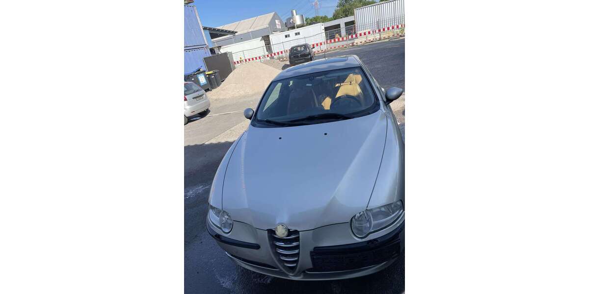 Alfa Romeo 147 178.000 km 2.200 &euro; durmersheim 76448