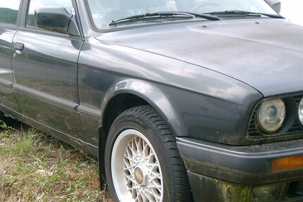 BMW 3er Touring 425.000 km 2.495 € Hohenstein 65329
