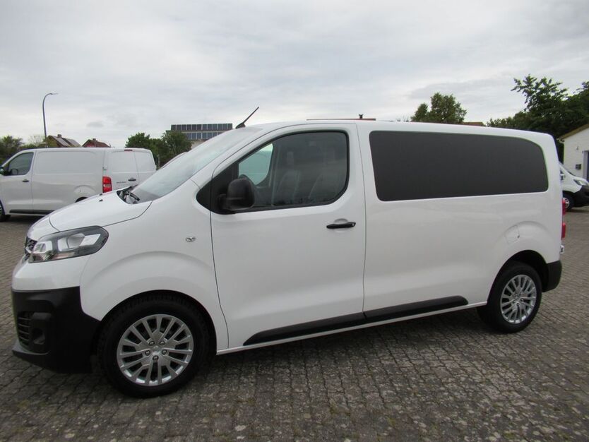 Opel Vivaro 89.000 km 19.900 € Rattelsdorf 96179