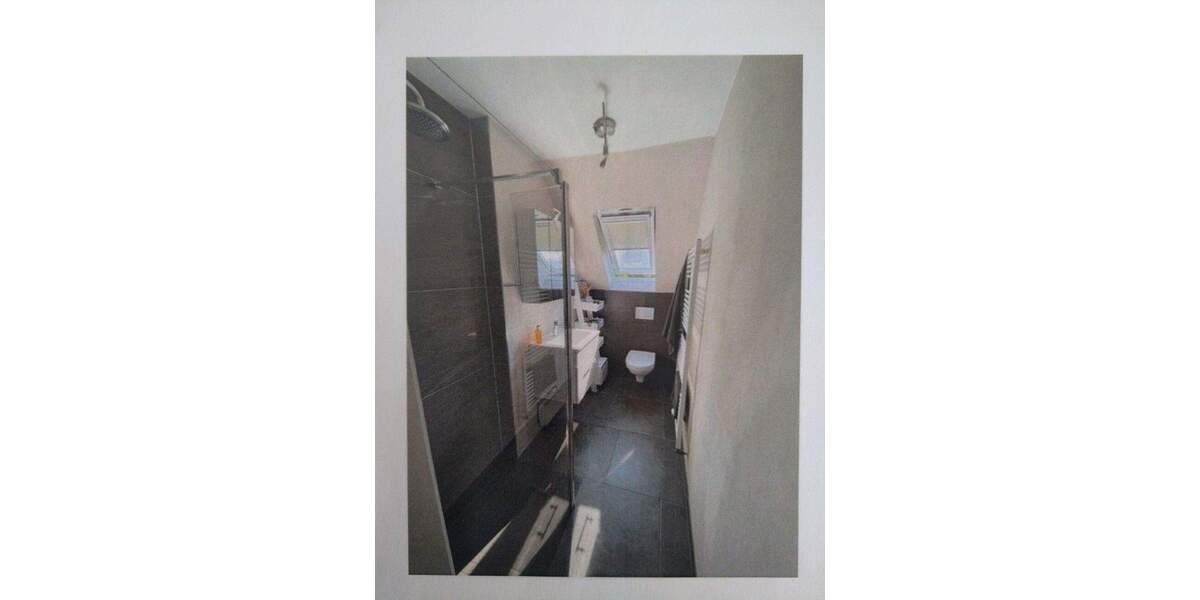 Nette kleine Dachgeschosswohnung in Budberg 2 zimmer