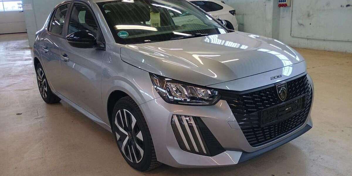 Peugeot 208 19.232 km 14.990 &euro; Willebadessen 34439