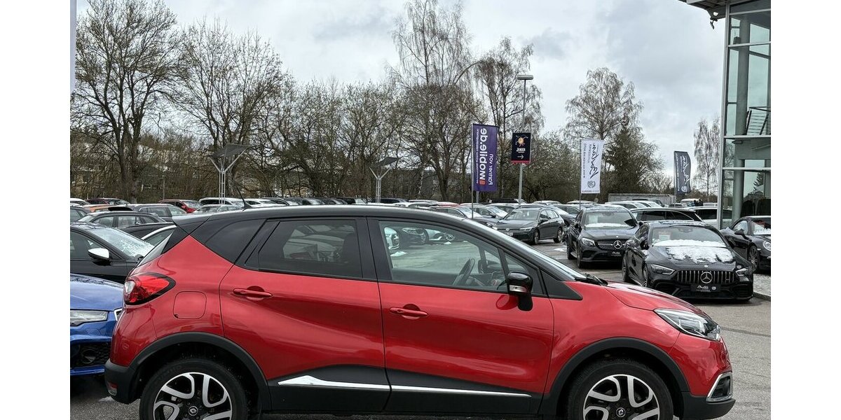 Renault Captur 1.2 XMOD KAMERA/NAVI/SHZ/KLIMA/KEYLESS 29.841 km 11.900 &euro; Villingen-Schwenningen 78054