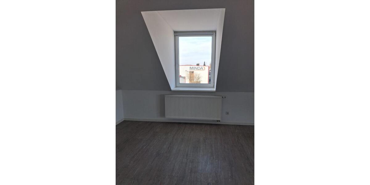 Dachgeschoßwohnung Tangermünde - 2 Zimmer, 98 m&sup2;, 833&euro; | Angebot:25265870
