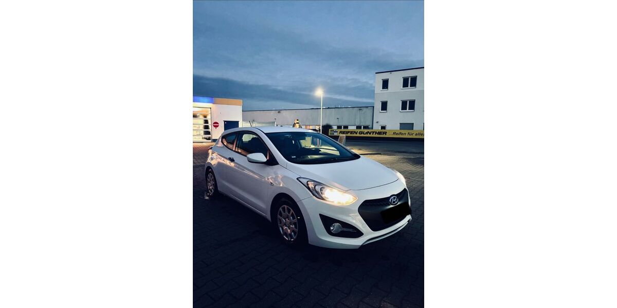 Hyundai i30 198.410 km 3.300 &euro; Werl 59457