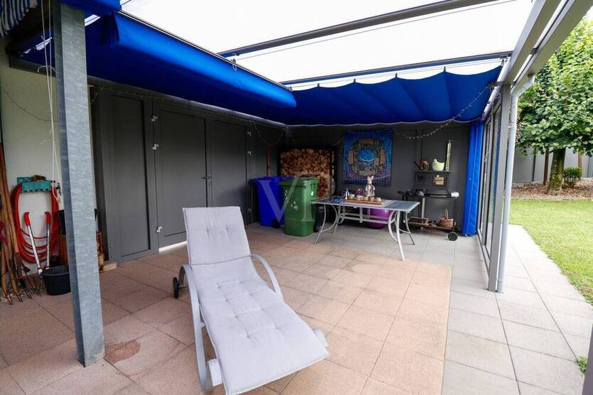 Traumhaftes Einfamilienhaus mit großem Grundstück und Bauplatz in Top-Lage von Oberderdingen