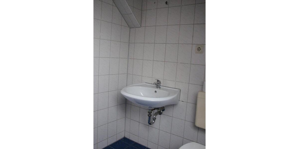 Dachgeschoßwohnung Bischofswerda - 4 Zimmer, 93 m&sup2;, 450&euro; | Angebot:26065961