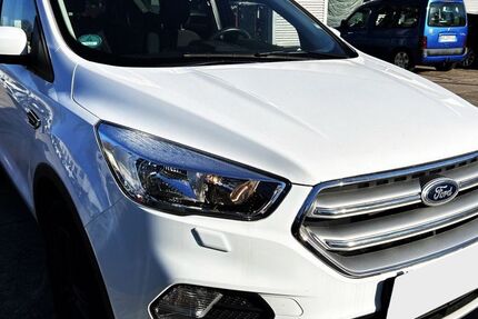 Ford Kuga 84.500 km 11.590 &euro; Hamburg 20537