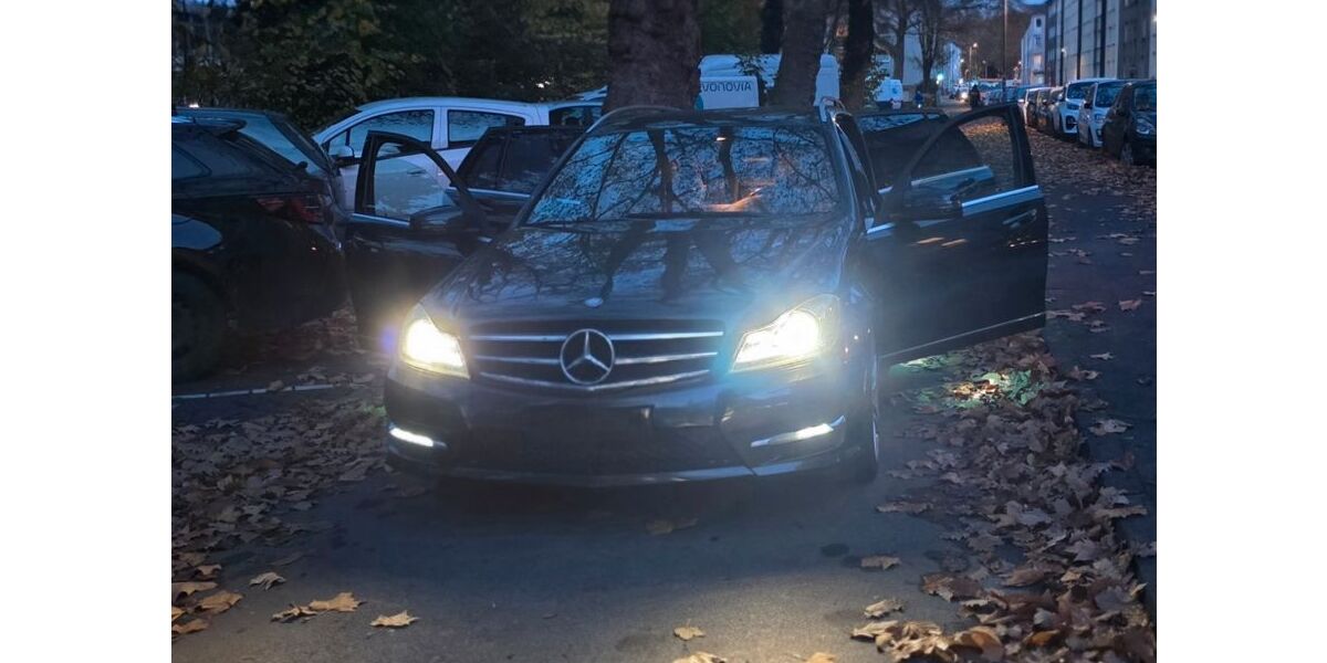 Mercedes-Benz C 250 215.000 km 8.001 € Gelsenkirchen 45881