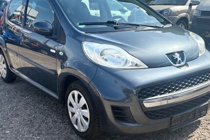 Peugeot 107 233.729 km 1.490 &euro; Ludwigshafen am Rhein 67071